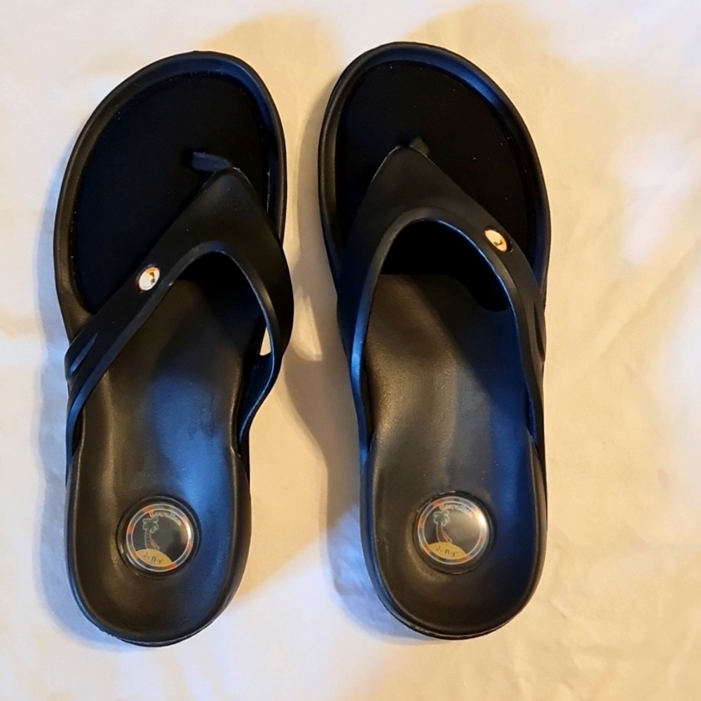 Hawaiian Jelly flip flops, worn once, see pic for size chart. EUC IOP
